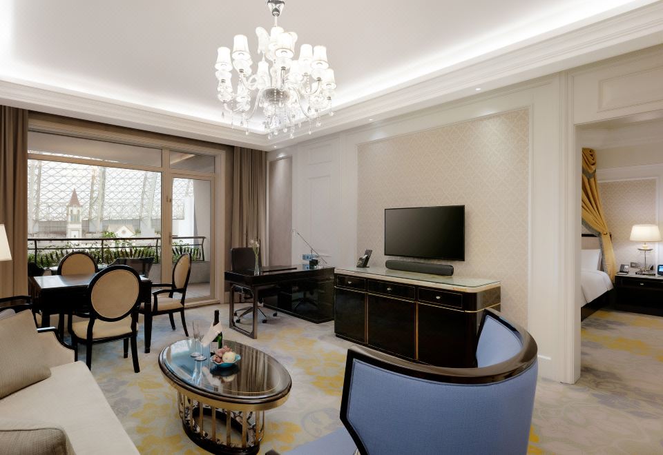 InterContinental Chengdu Global CenterSuite - 1-Bedroom (Double Bed) (Living Room)