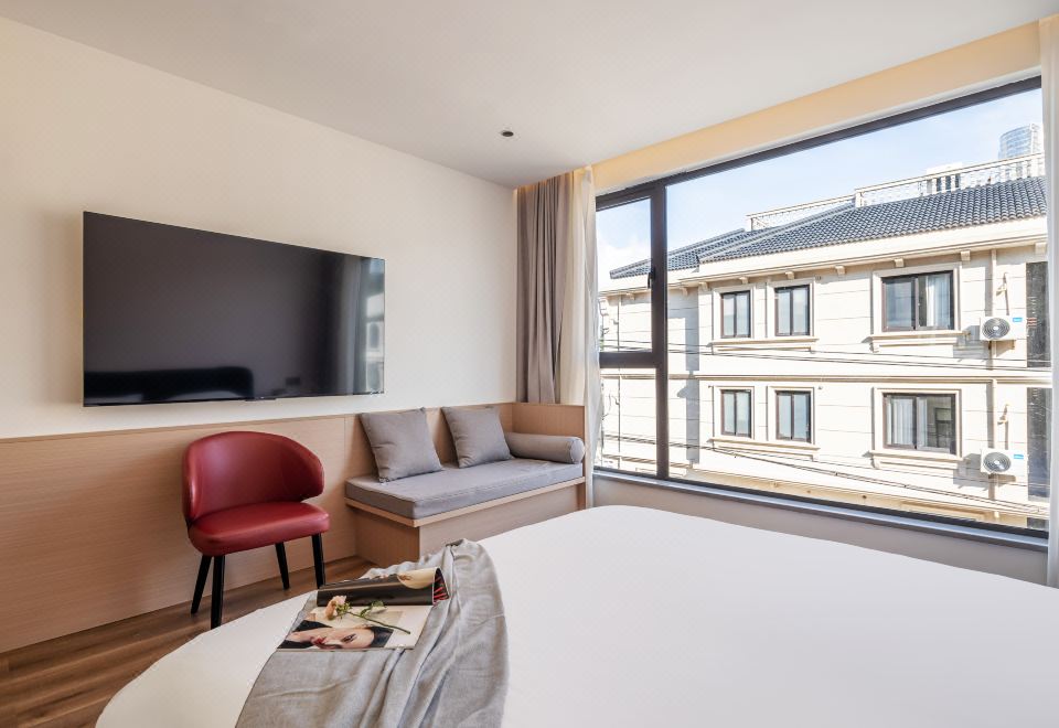 Holiday·觀海日出海景大床房