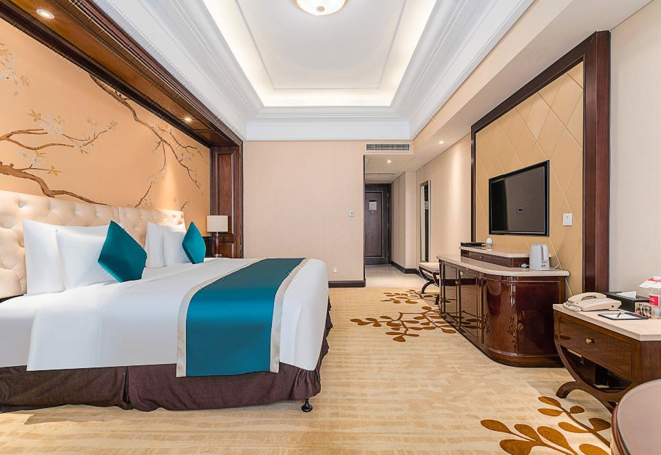 荷里活·特大大床房「超寬舒睡空間+定制床墊+品質床品」