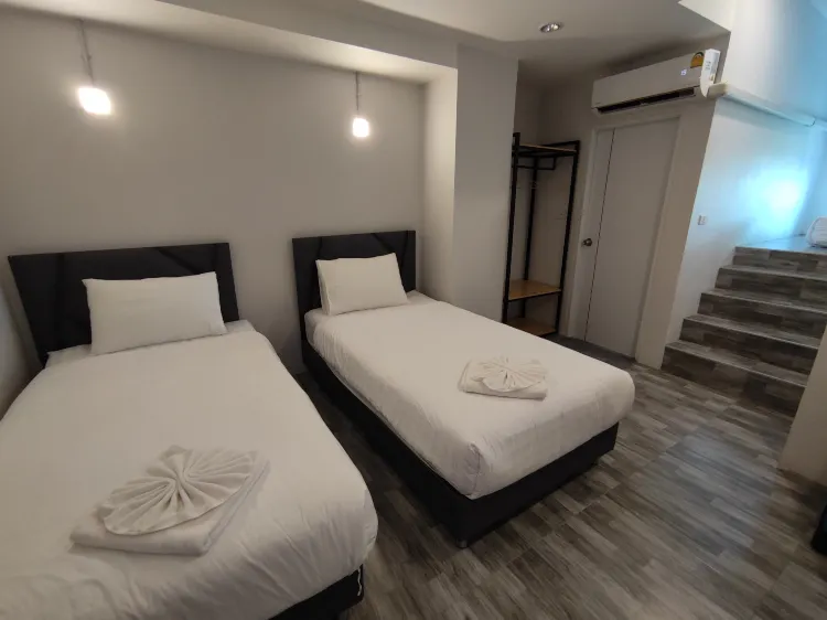 สามเตียงเดี่ยว