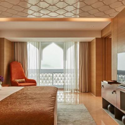 Deluxe King Room with Sea View Non smoking