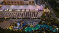 Wyndham Grand Zhaoqing Downtown Hotels in 