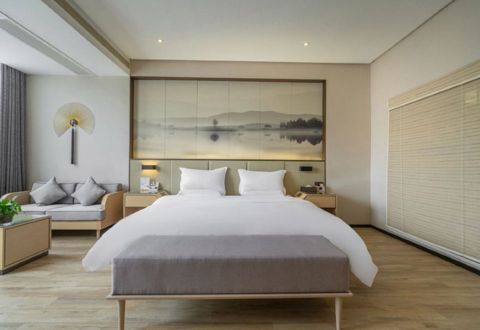 Elegant Deluxe Double Room