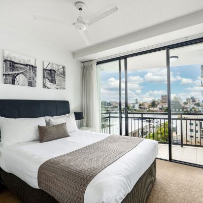 One-Bedroom Executive Room The Docks on Goodwin Promo Code