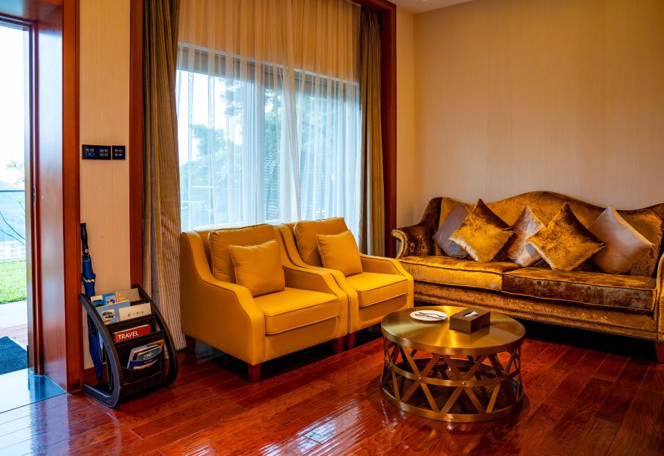 靜悅畔山庭院套房