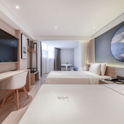 高級城景雙床房（普蘭特床墊+裸棉床品+小冰箱） 成都高新西區電子科技大學亞朵輕居飯店優惠