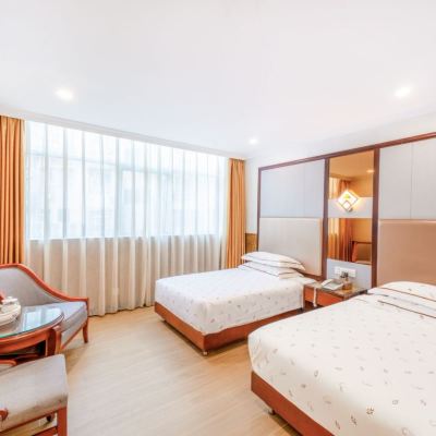 豪華雙床房 華信商務飯店（珠海拱北口岸店）優惠