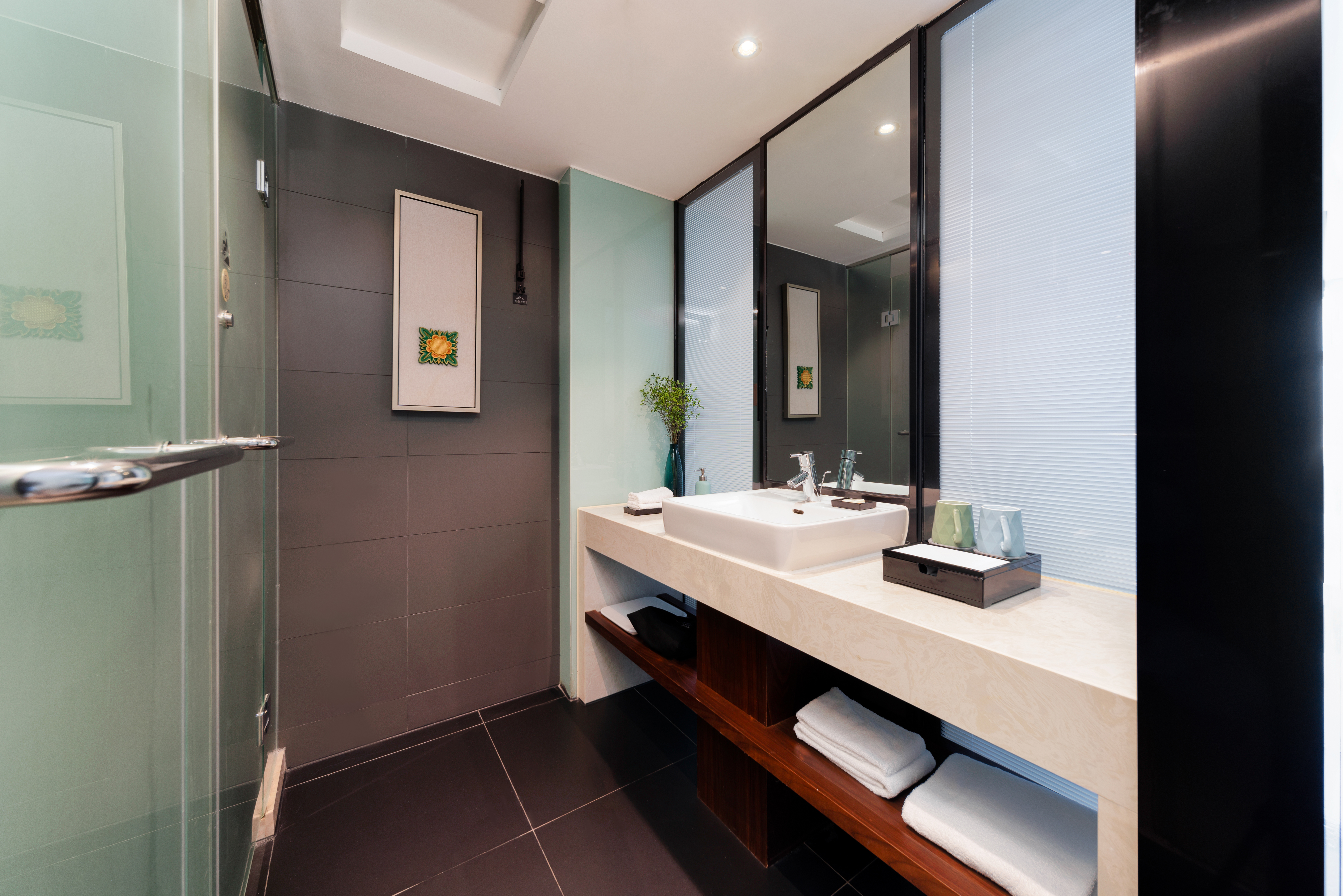 Pagoda Hotel Hangzhou West Lake Wulin豪华超大双床房+全景玻璃视野