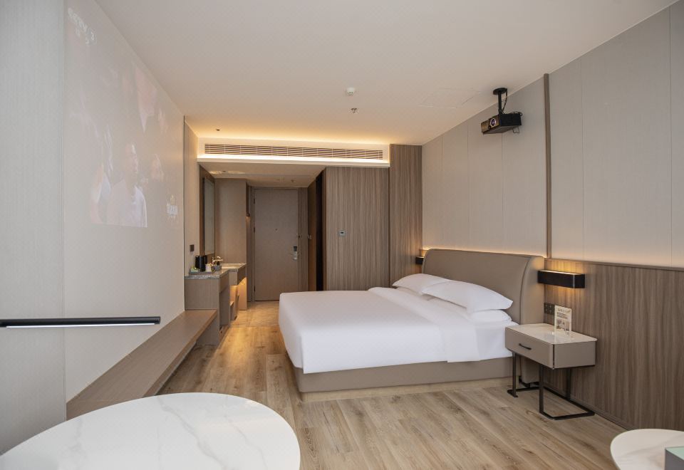 Century International Convention Center (Baijia Lake 1912)Audio-Visual Room (Electric Curtains + Smart Toilet + Projection Equipment + Bathroom Wet/Dry Separation)