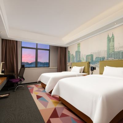 舒適雙床房（舒達雙專利床墊+城市景觀+小冰箱） 深圳光明希爾頓歡朋酒店優惠