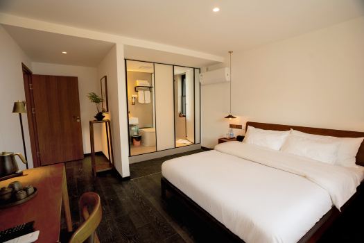 Xingle Hotel (Suzhou Guanqian Street Pingjiang Road)