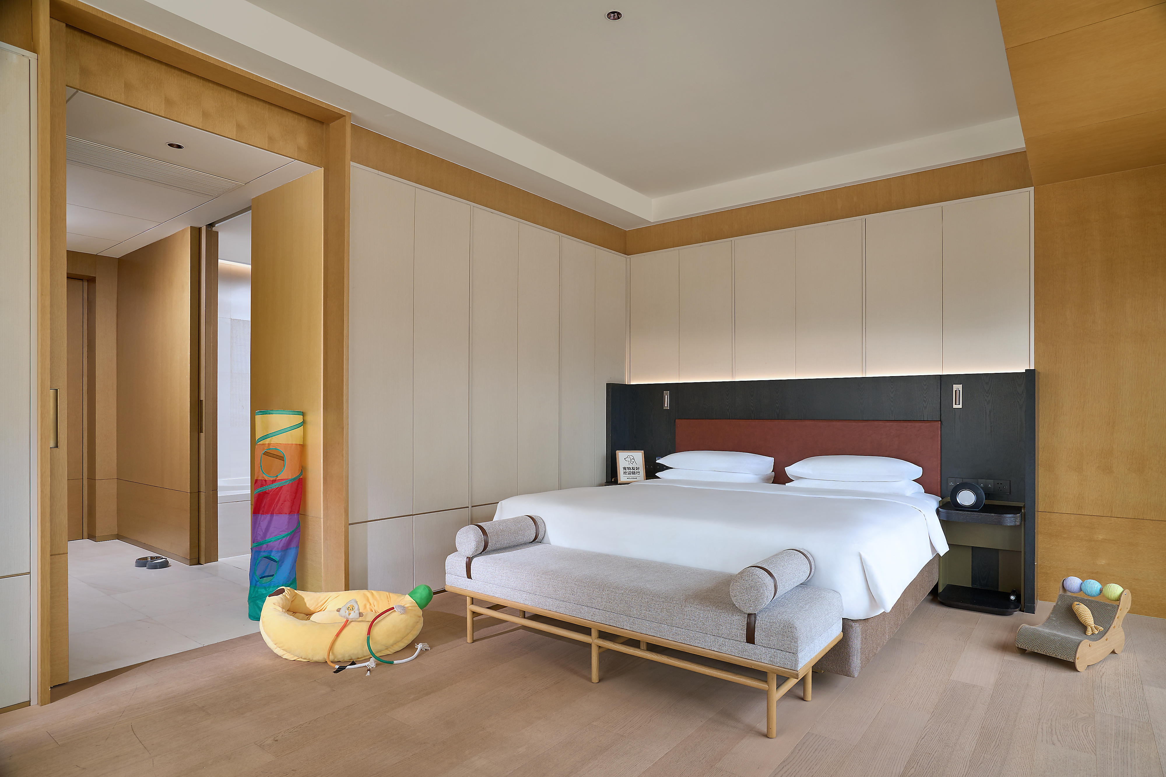 宠物阳台豪华大床房