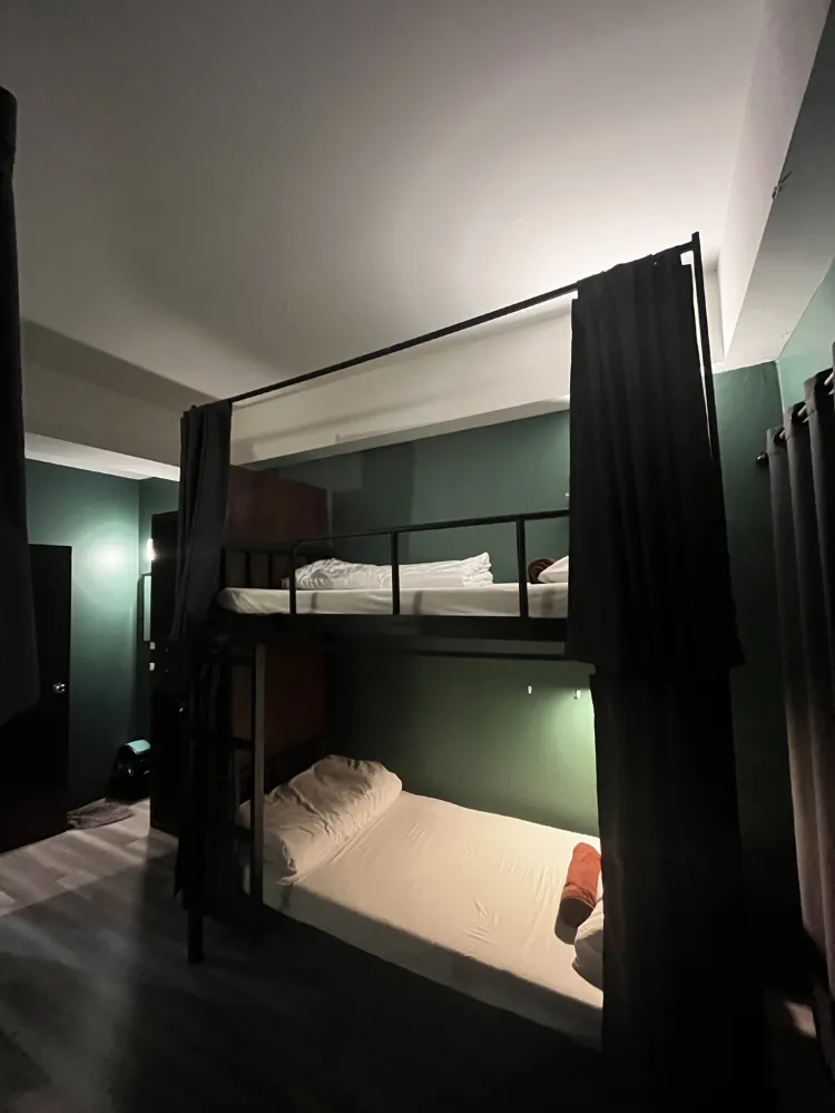 ห้องนอนใหญ่ （Bed In Bulk Bed Room C (Mixed Gender)）