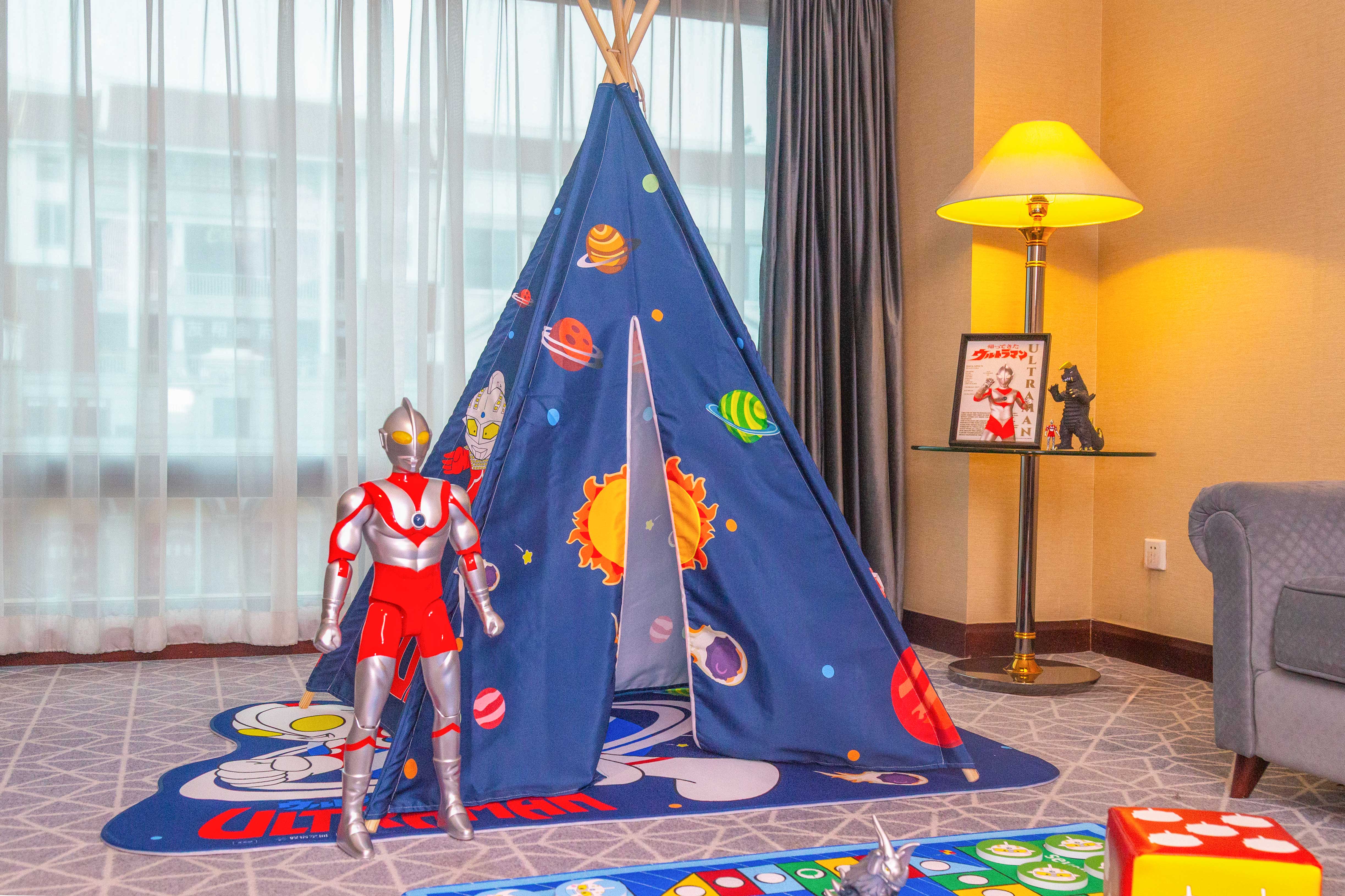 经典奥特曼主题大床房