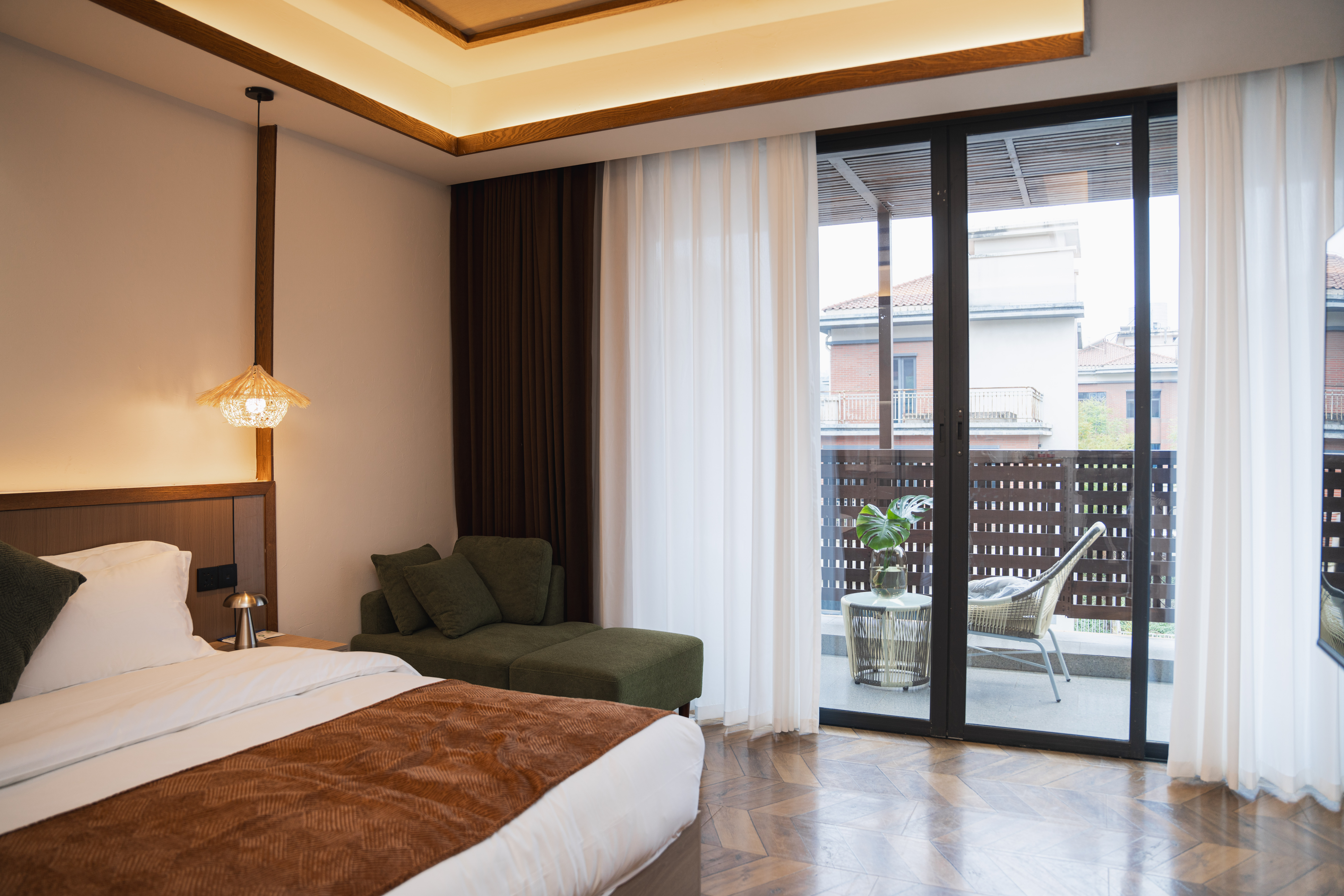 棲庭·攬景私湯大床房「陽臺私湯+無限放水+獨立音響」