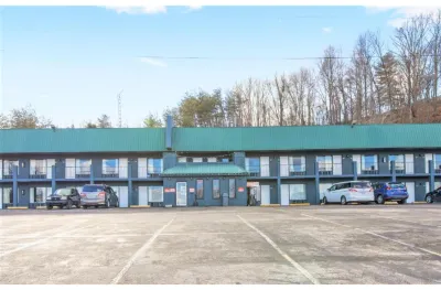 Capital O 3Y Motel Mount Vernon Renfro Valley Hotel di 