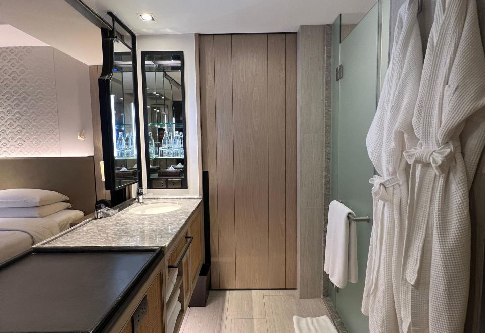 Hyatt Regency Hua HinKing Or Twin Room