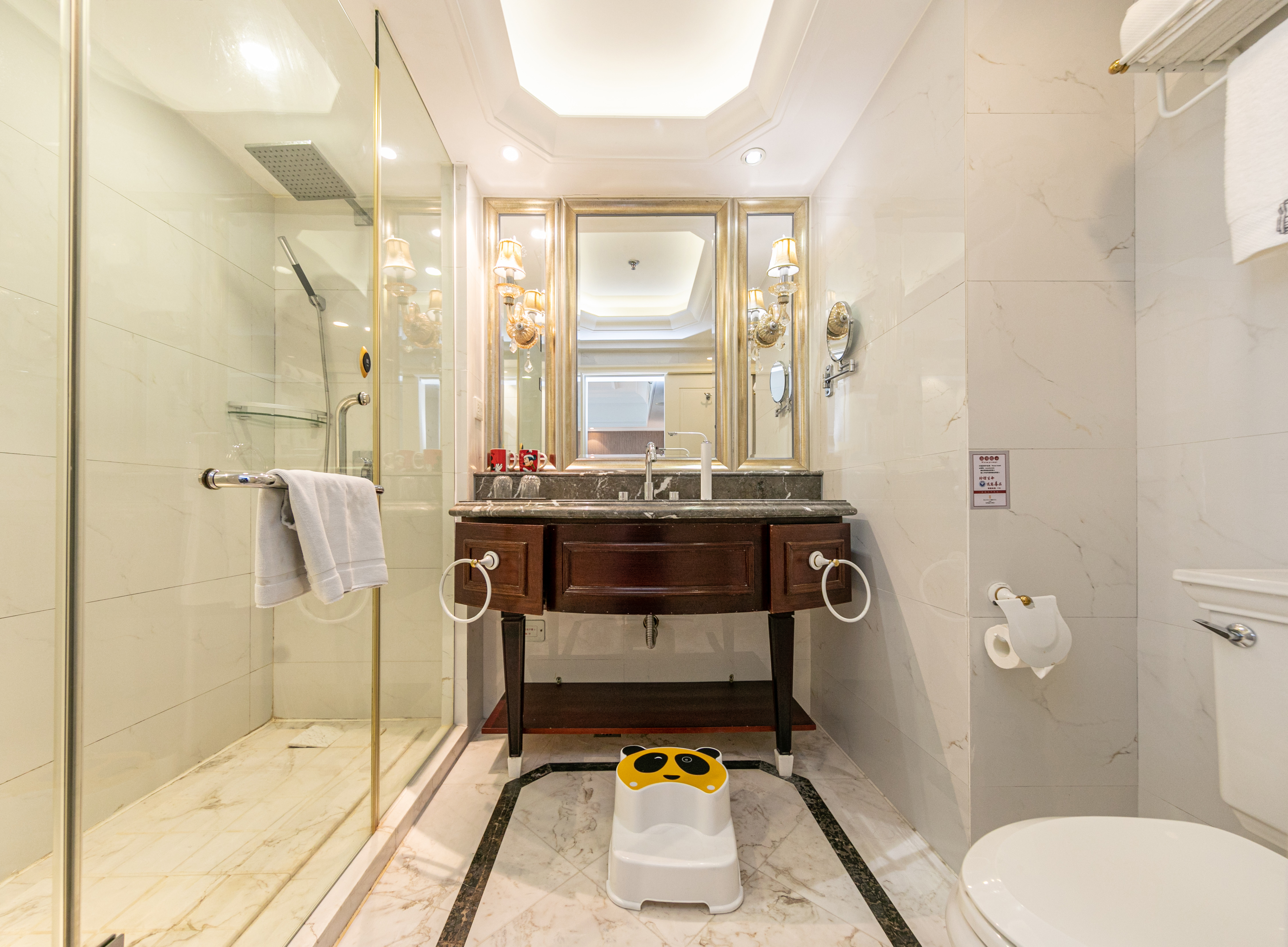 Rezen Hotel Zhoushan Tairu好孩子智能空间房