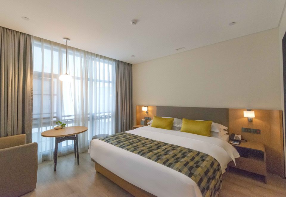 时尚工业大床房