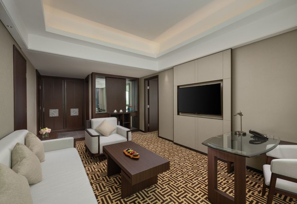 Century Huatian HotelBusiness Suite