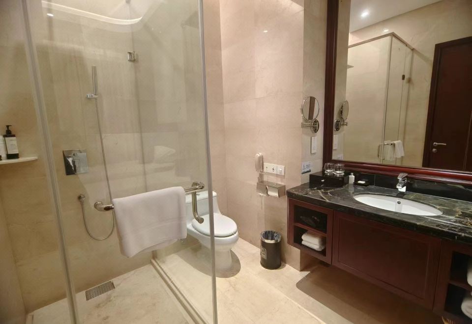 Tiantai Hot Spring ResortElegant Room (2 Beds)