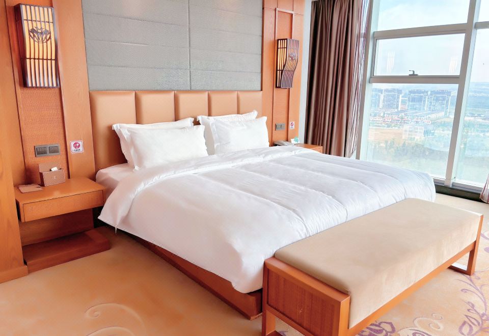 云端·阳光行政套房