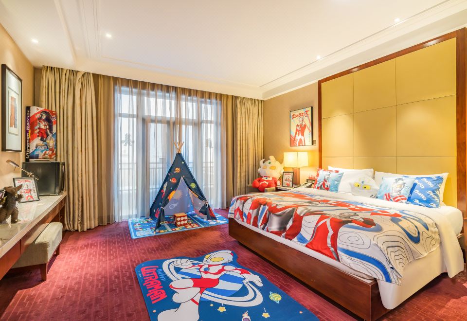 奥特曼主题大床房