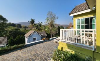 See Sky Resort - Housity