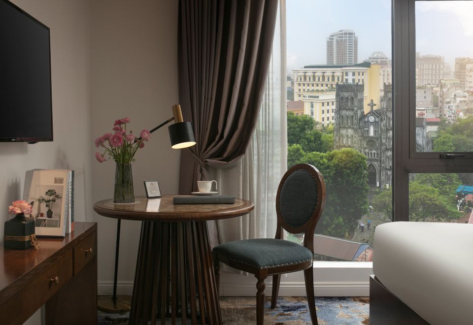 The Oriental Jade HotelDiamond Church View Room