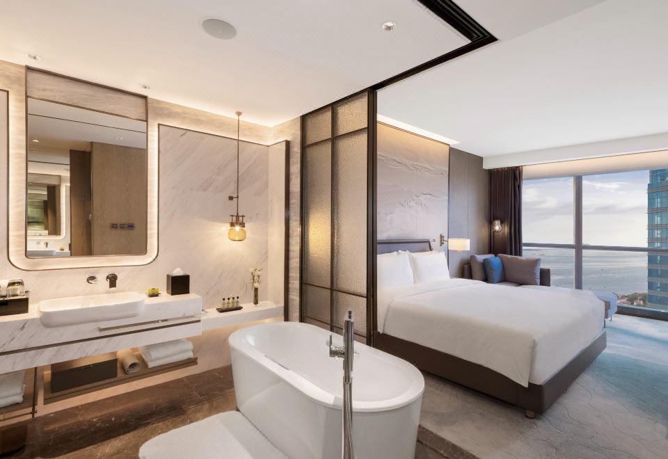 Qingdao Haitian HotelExecutive King Side Sea View