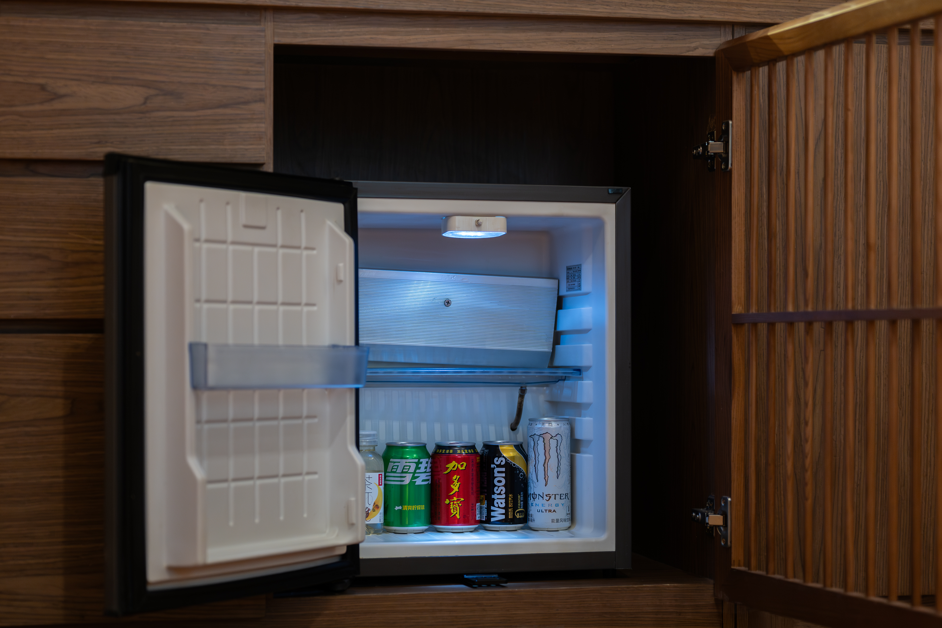 探花·府邸套房（一臥一廳）