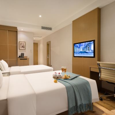 高級雙床房-智能投屏-商務辦公-零壓記憶枕-超大淋浴間 廣州北京路步行街中山紀念堂中青秋果飯店優惠