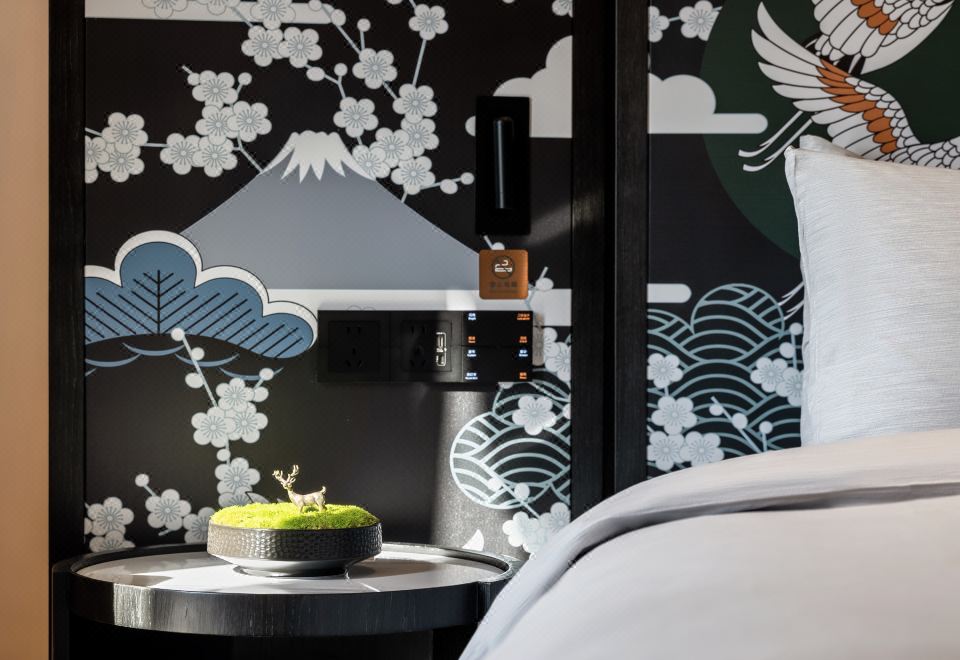 Ginco Hotel UrumqiSuperior Big Bed Room