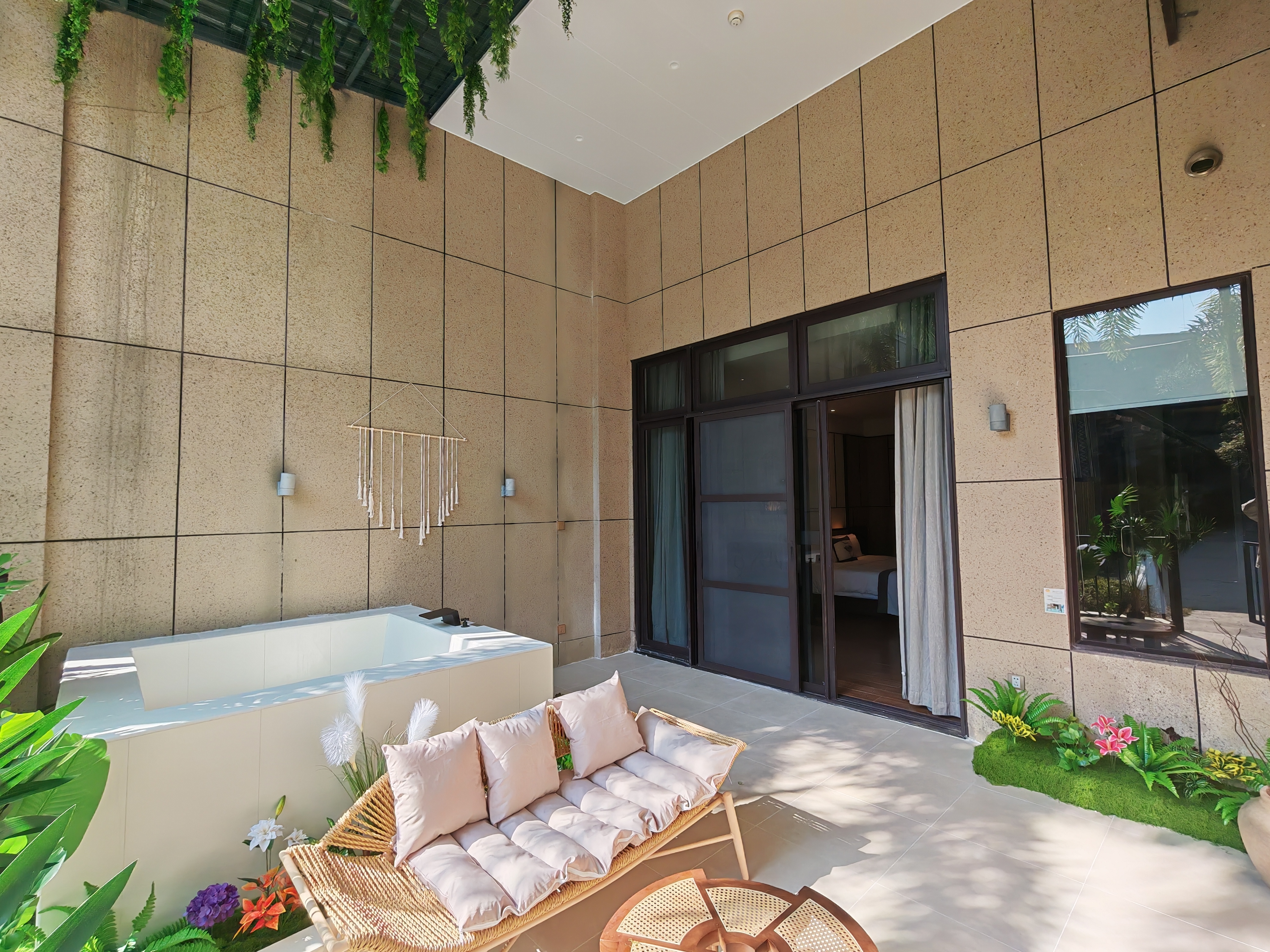 花園溫泉雙床房-獨立庭院-私湯泡池