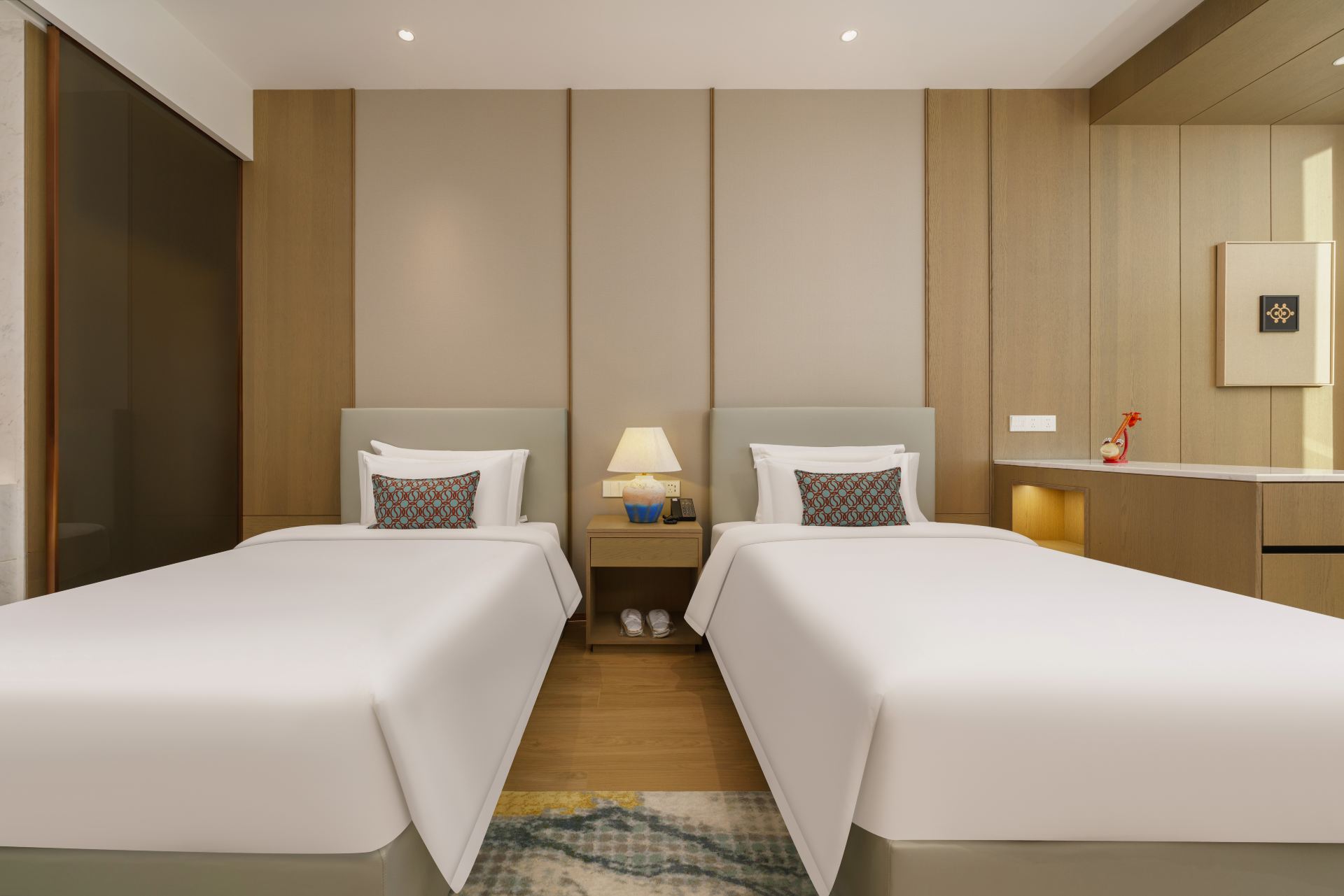 Executive Panoramic Twin Room