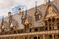 Alfred Hotels Beaune la Madeleine