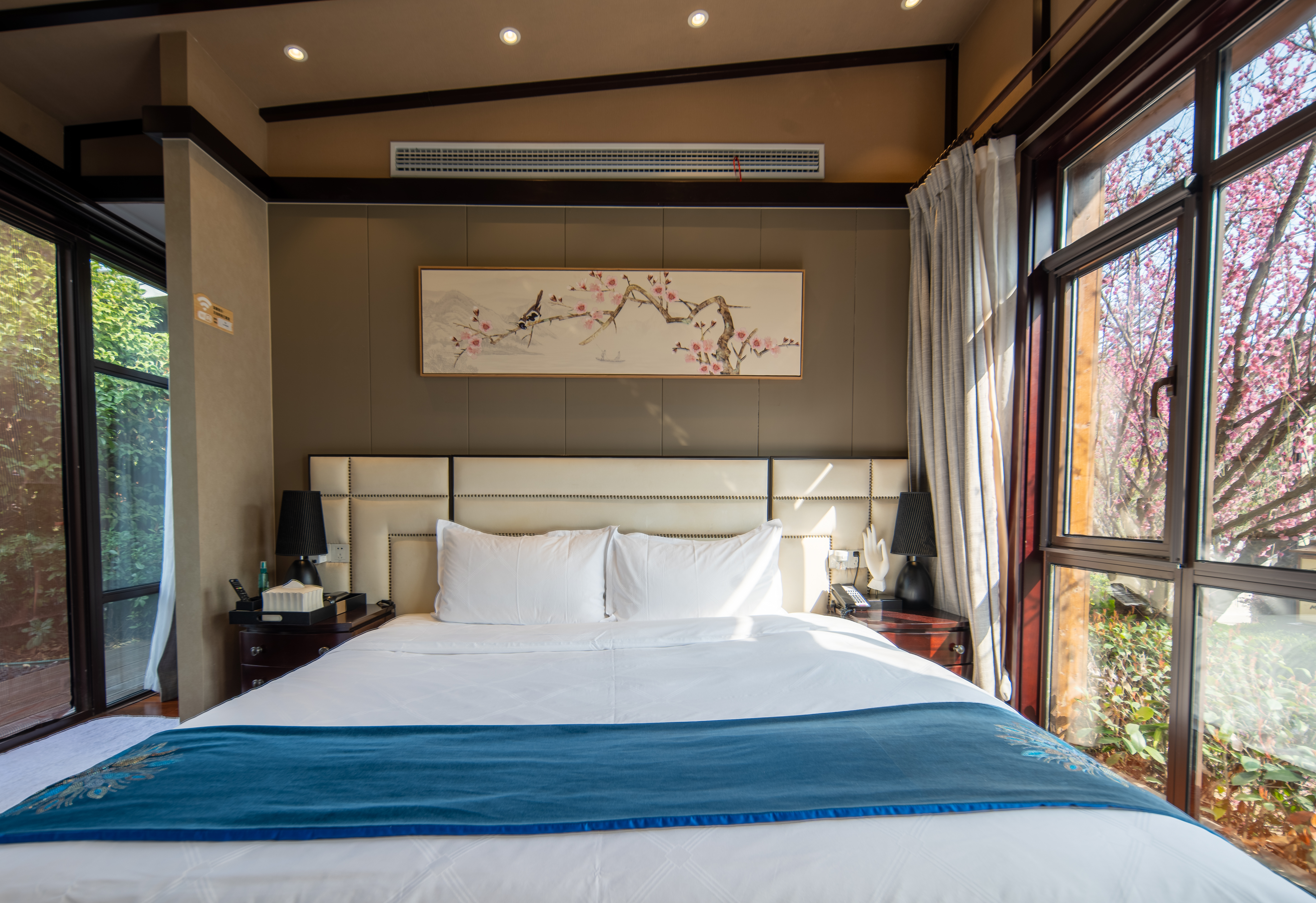 庭院私汤大床房