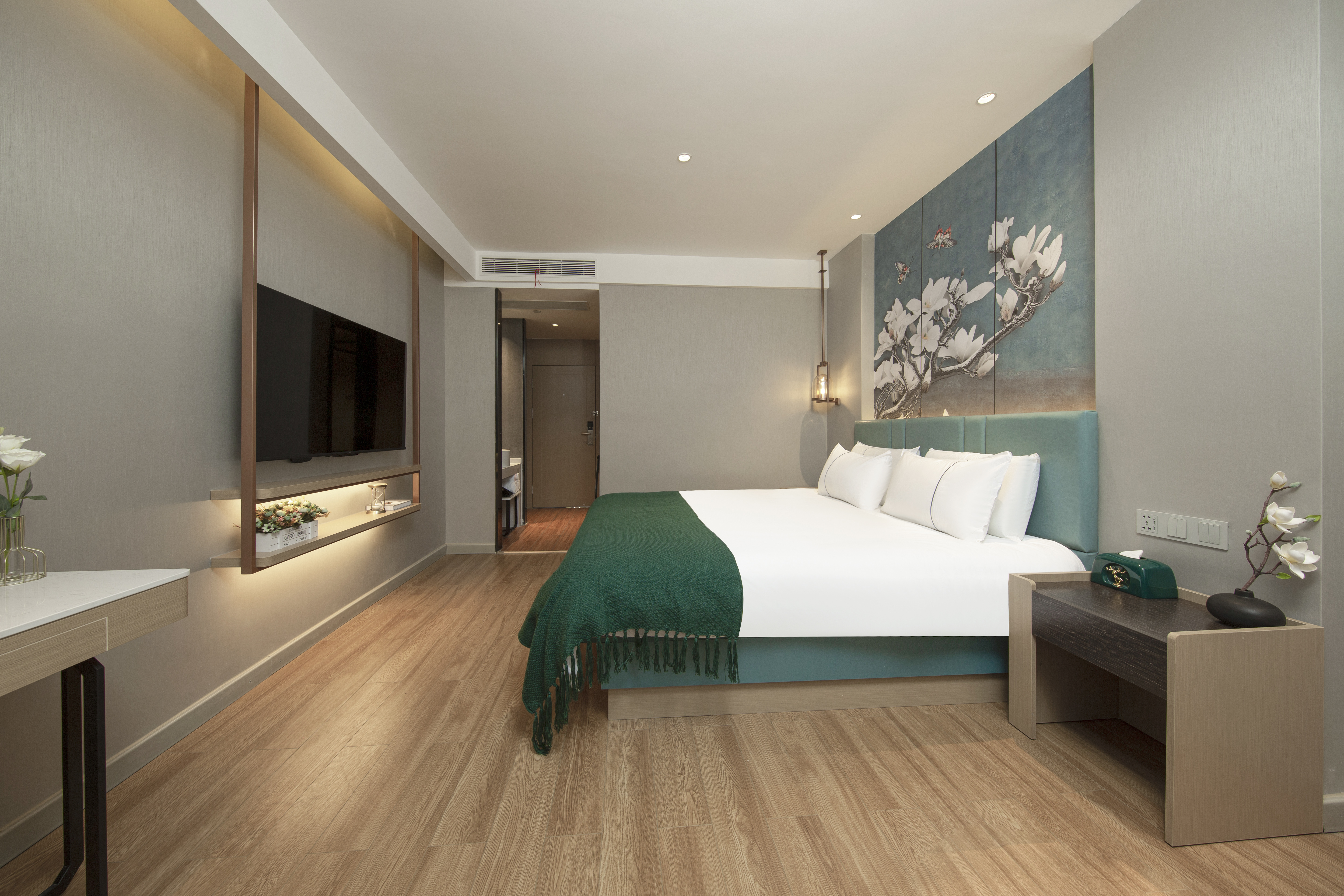 零压轻雅大床房