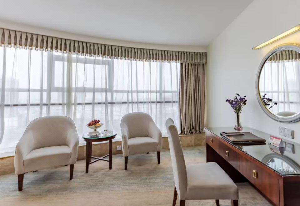 豪华空气清新圆床房