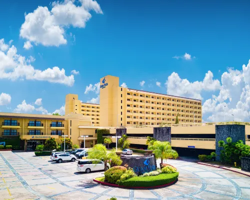 Guam Plaza Resort Hotels in Tamuning