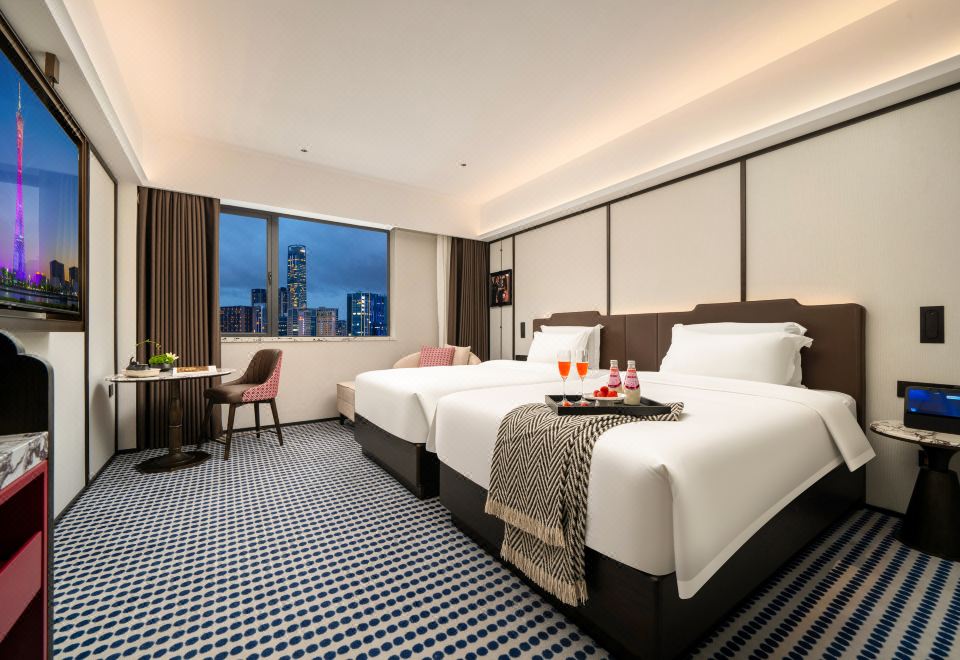 悦享双床房（电动窗帘+智能马桶+视野开阔）