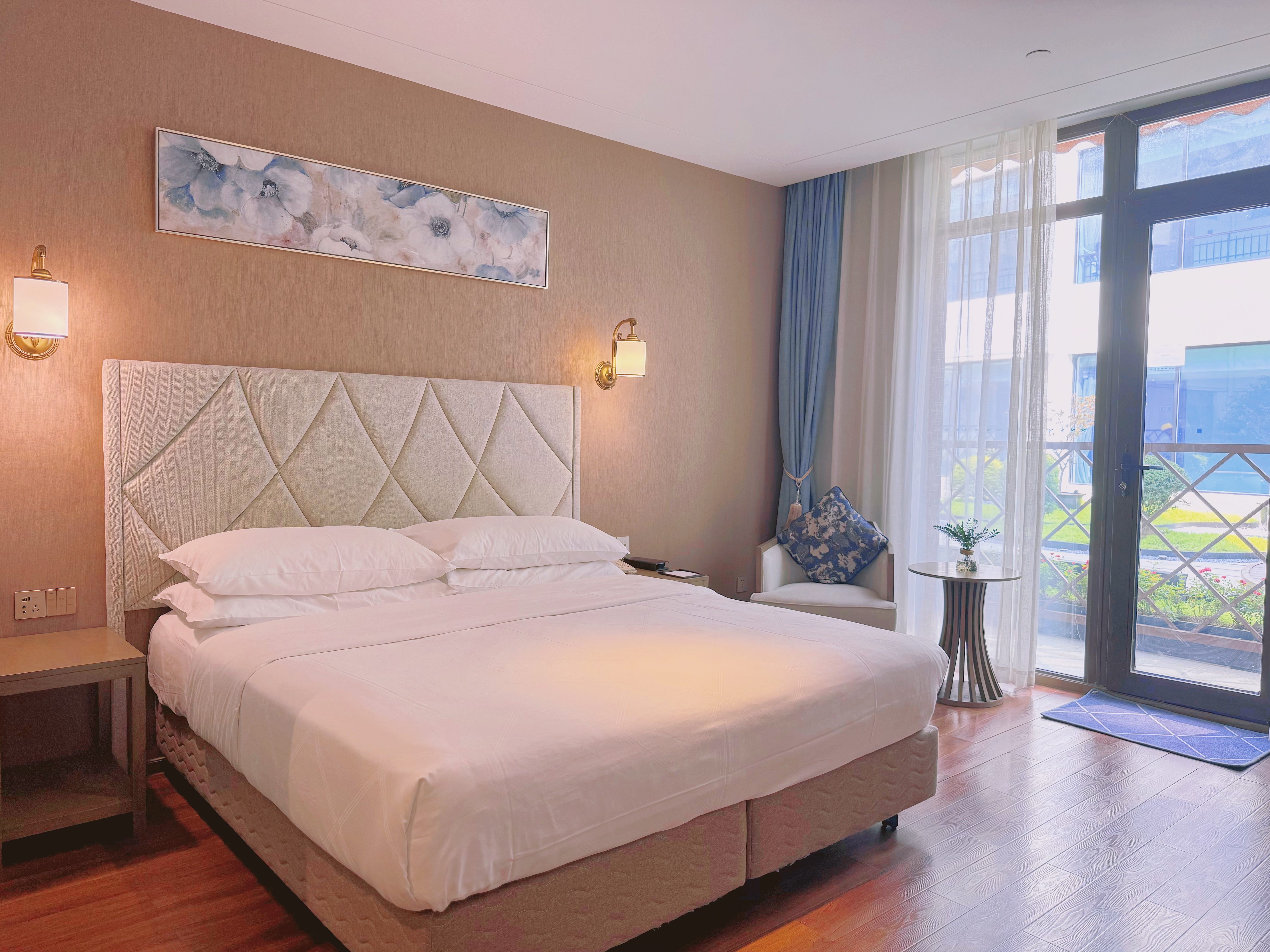 空中花园景观大床房（可投屏液晶电视）