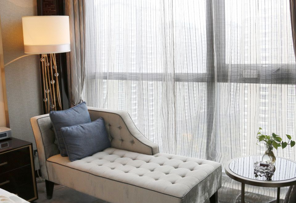 董事套房（独立会客厅+独立双卧）