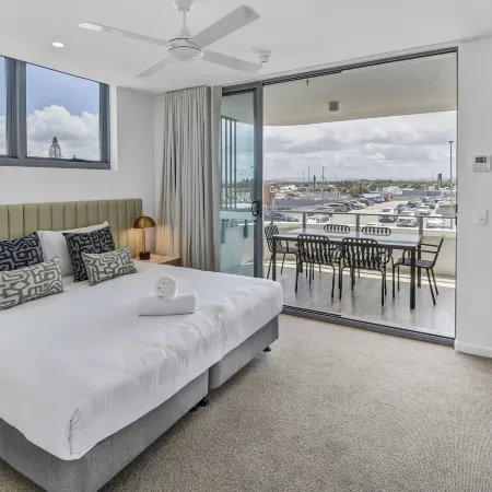 Direct Collective - Lowanna Beach Resort