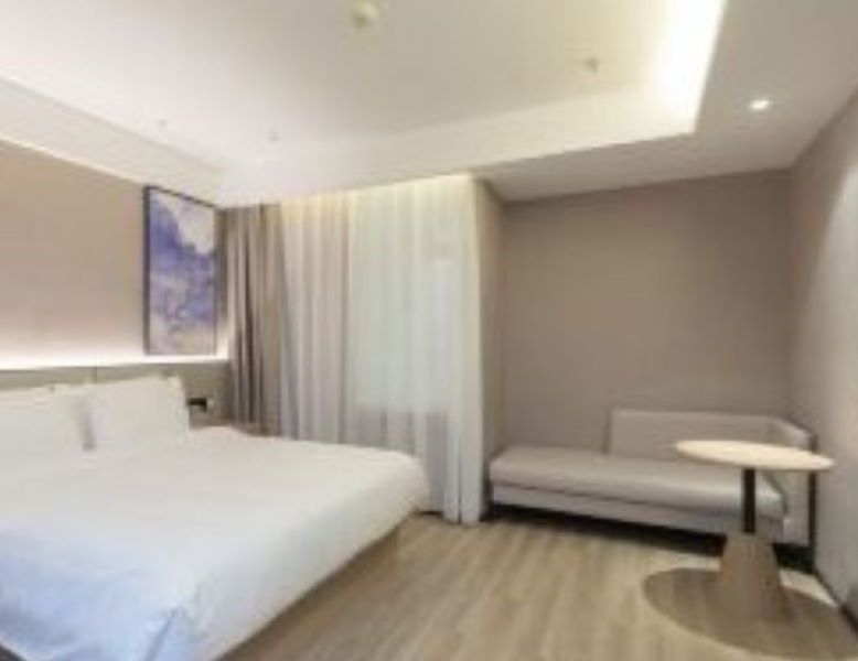 影音大床房（可投屏80寸幕布+喜临门床垫+自助洗衣）