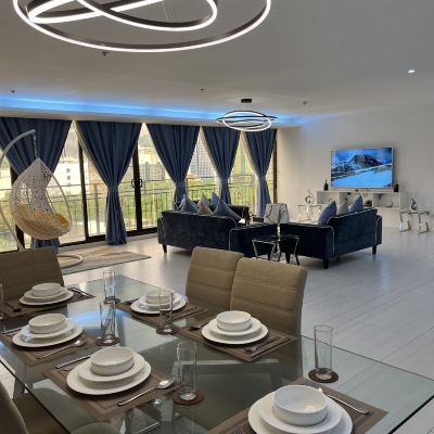 Premier Three-Bedroom (Penthouse) 88th Avenue Promo Code
