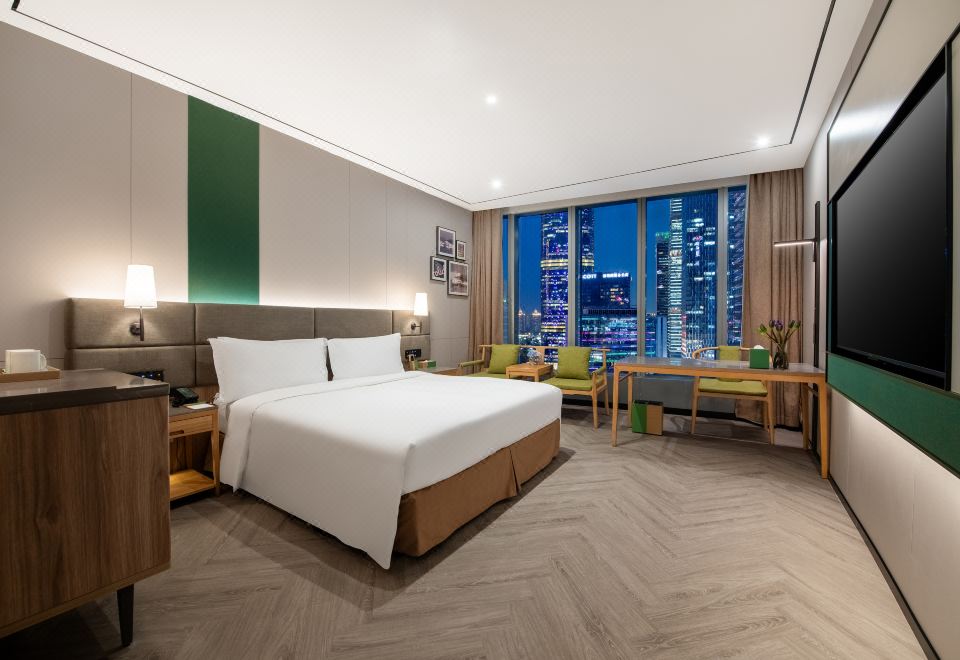 豪华西塔景大床房（璀璨西塔夜景+云朵记忆枕）