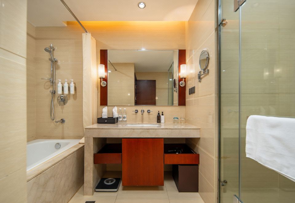 Tianchimel HotelExecutive Apartment Suite (Spacious Living Room + Kitchen + Washing Machine + Negative Ion Oxygen Bar)