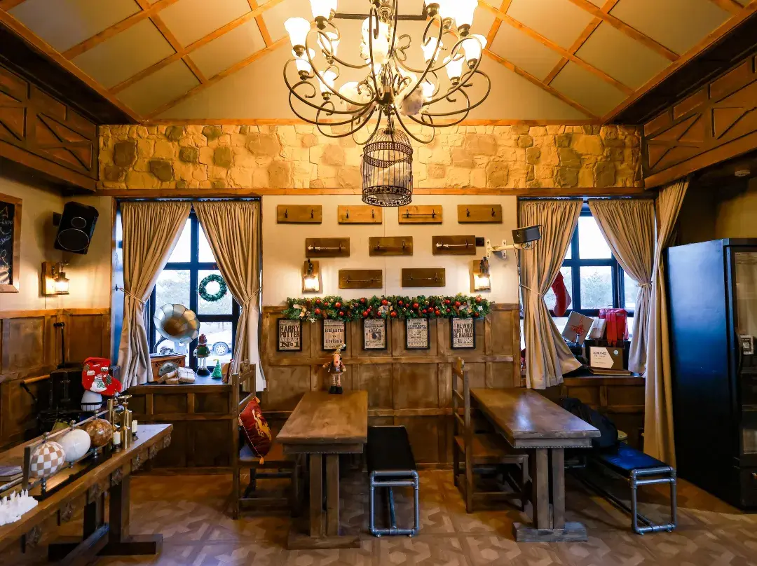 Leaky Cauldron Magic Train Homestay - 베이징