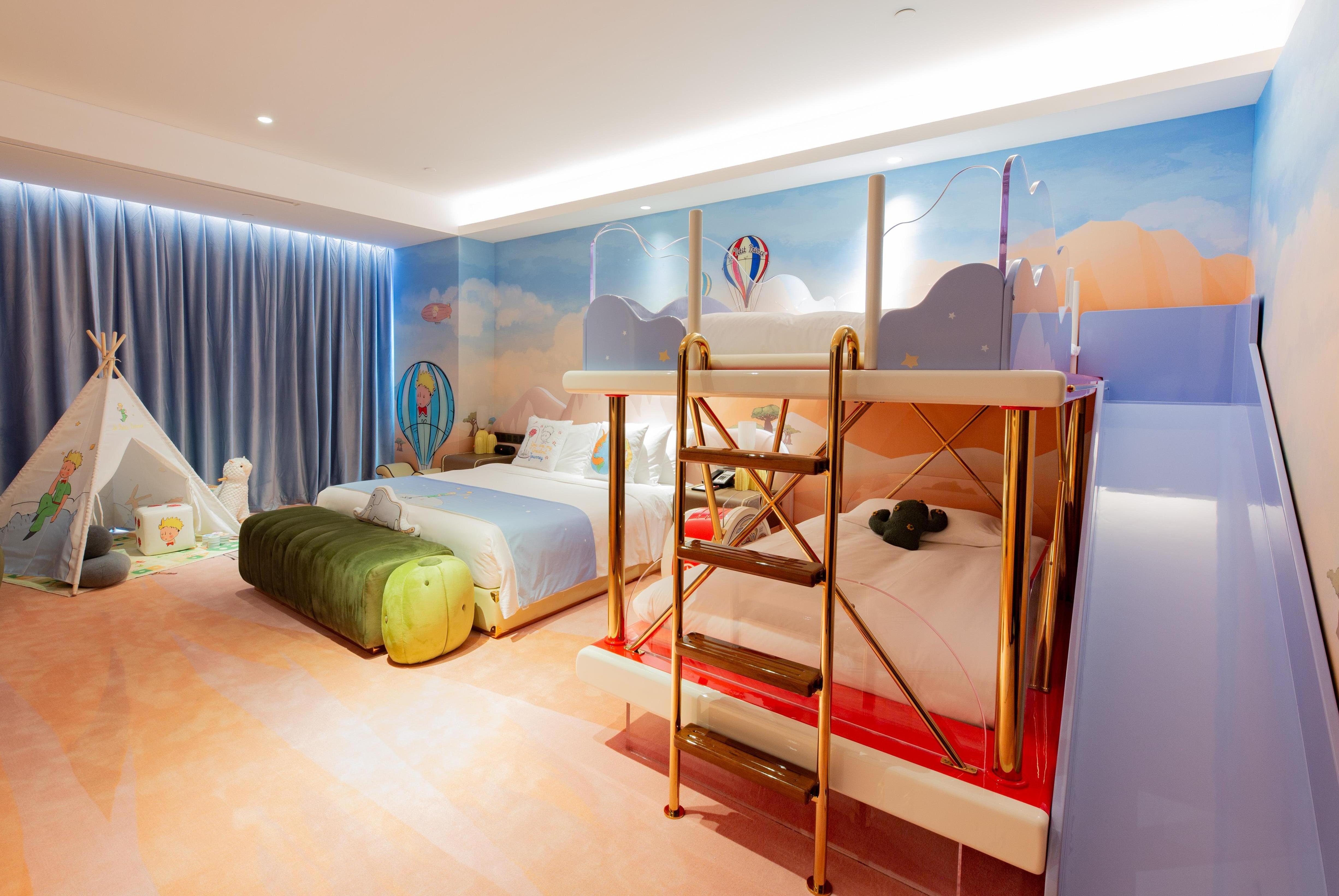 小王子-沙漠探險親子豪華房（主題甜品+滑滑梯+帳篷）